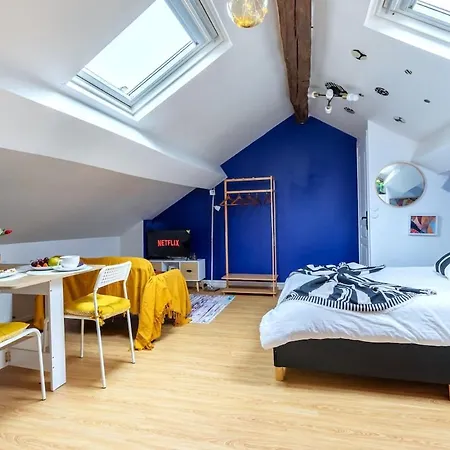 Apartment Le Nid Chromatique *